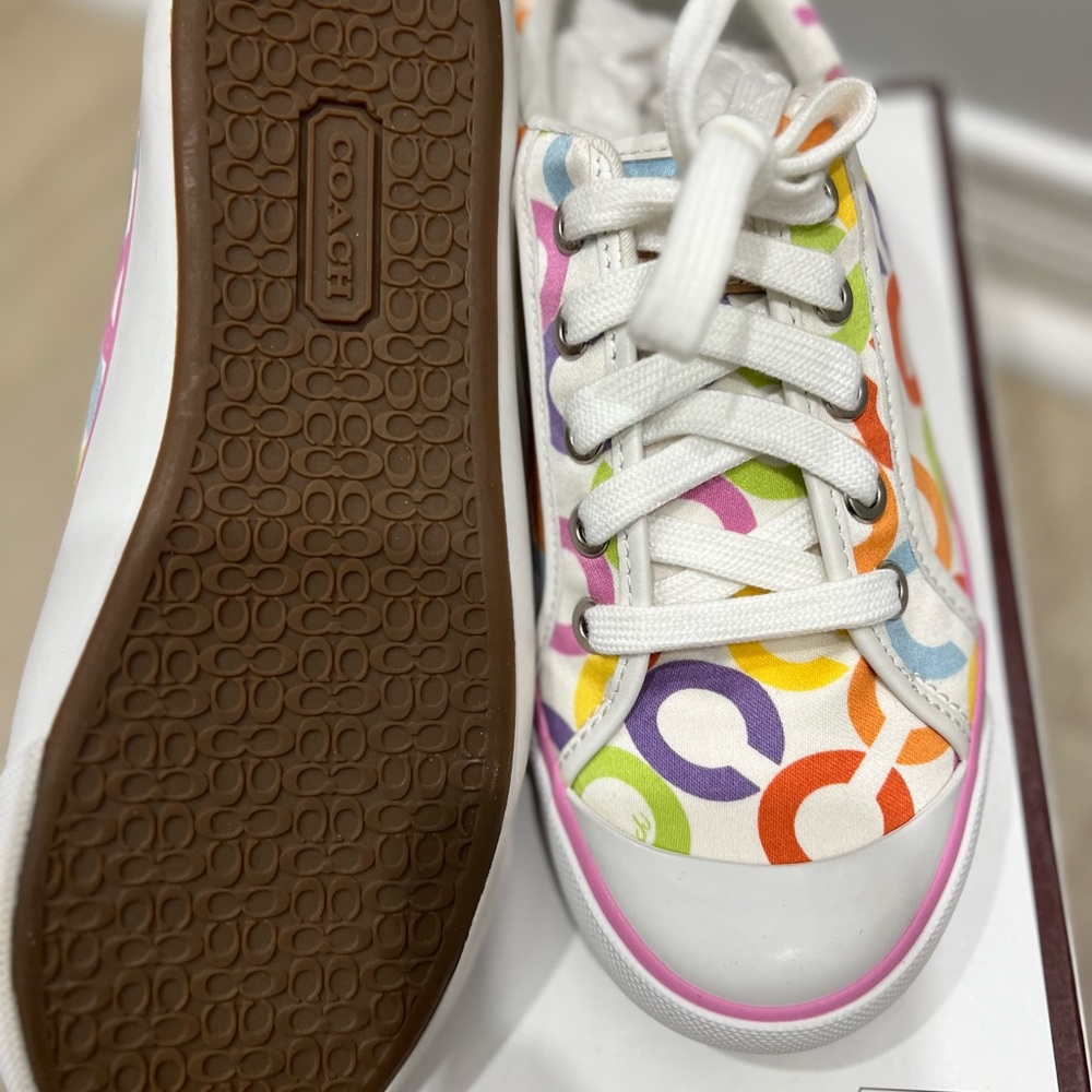 Coach shoes - Picture 4 of 5